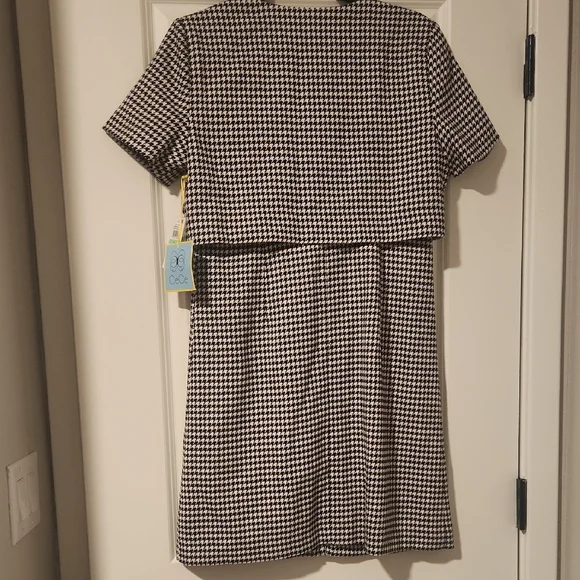 CeCe Black and White Houndstooth Midi Dress - Picture 7 of 9